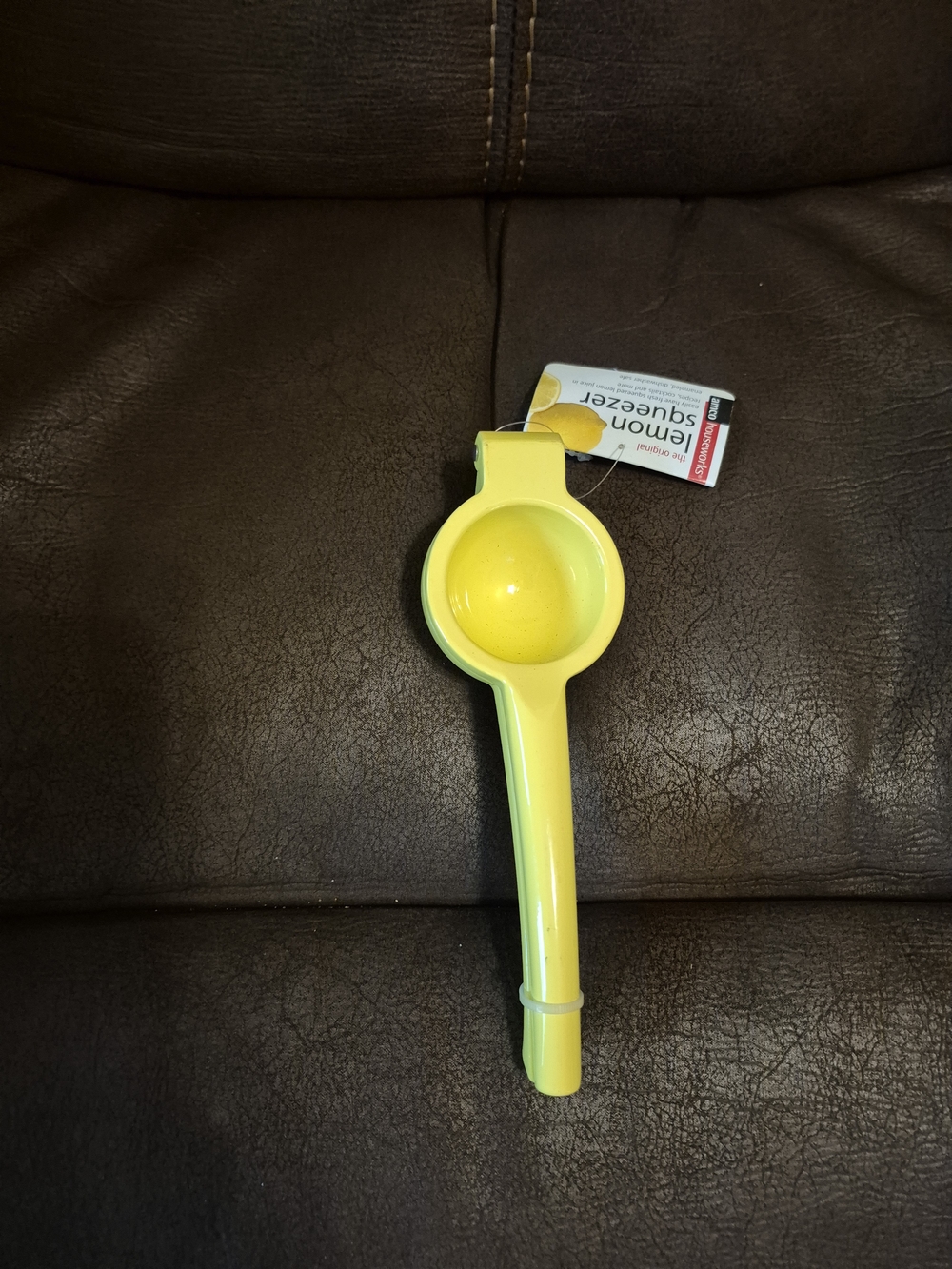Lemon Squeezer Citrus Press - Yellow